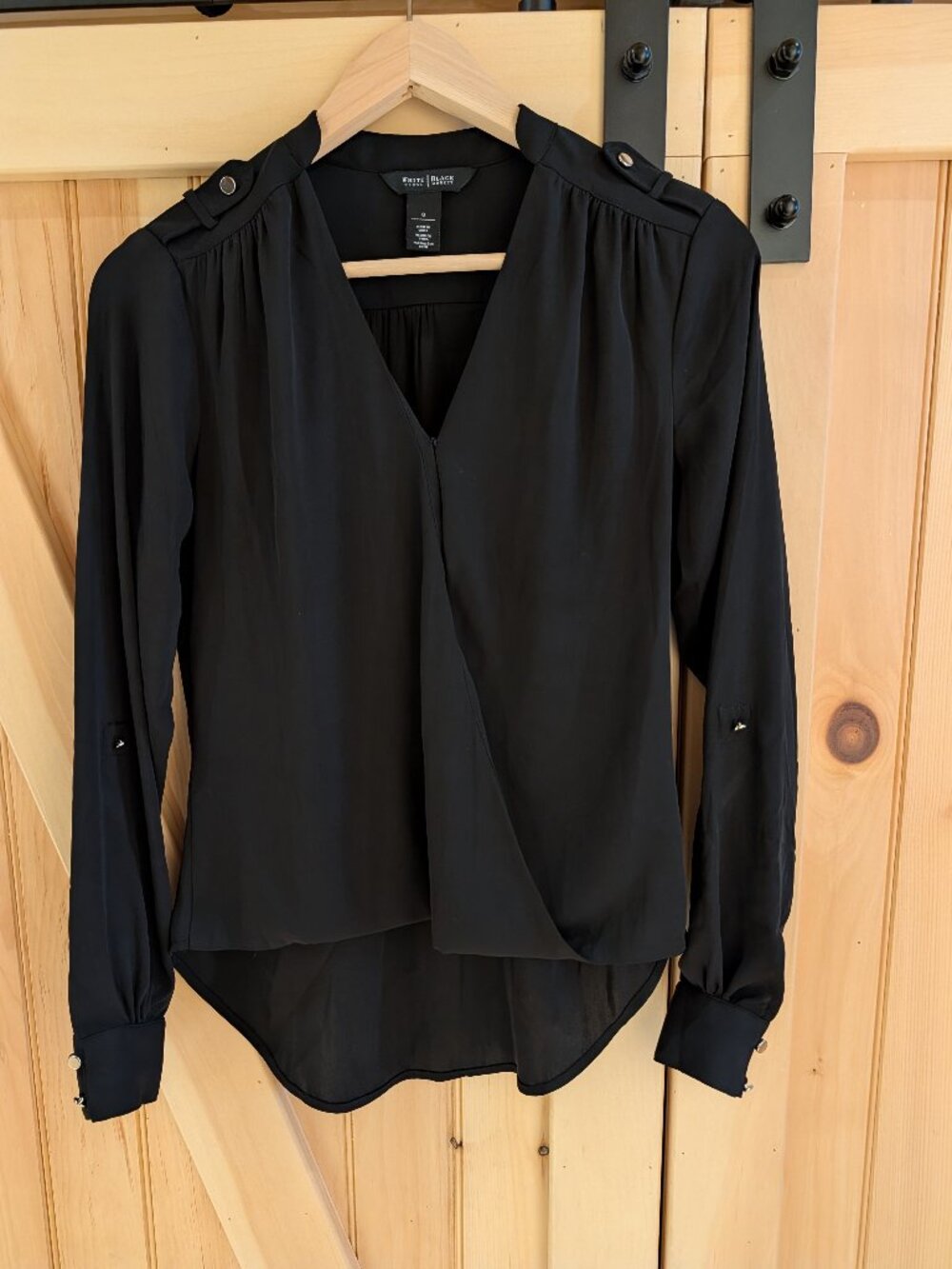 White House Black Market Black Surplice Roll-Tab Chiffon Blouse Size 0
